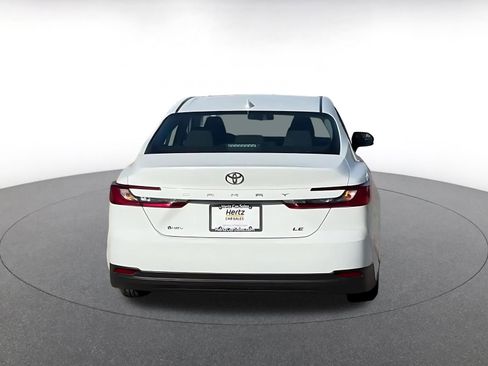 Used 2025 Toyota Camry LE FWD image 10