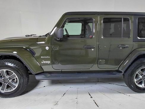 Used 2021 Jeep Wrangler Unlimited Sahara w/ Uconnect 4C Nav & Sound Group AWD/4WD image 4