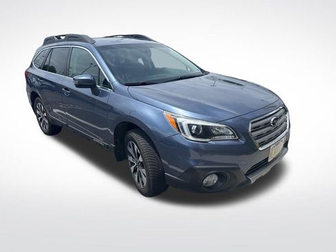Used 2015 Subaru Outback 2.5i Limited AWD/4WD image 2