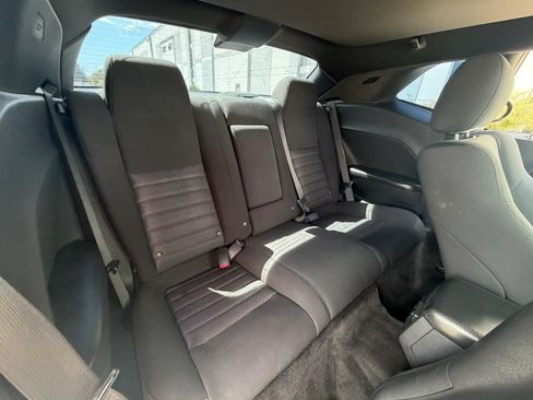 Used 2009 Dodge Challenger R/T RWD image 20