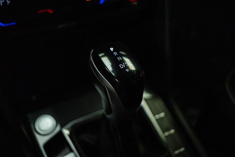 Used 2022 Volkswagen Tiguan SE AWD/4WD image 18