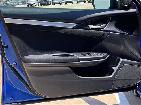 Used 2018 Honda Civic EX image 22