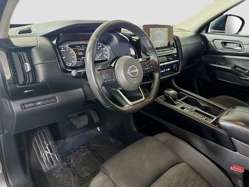 Used 2022 Nissan Pathfinder SV image 23