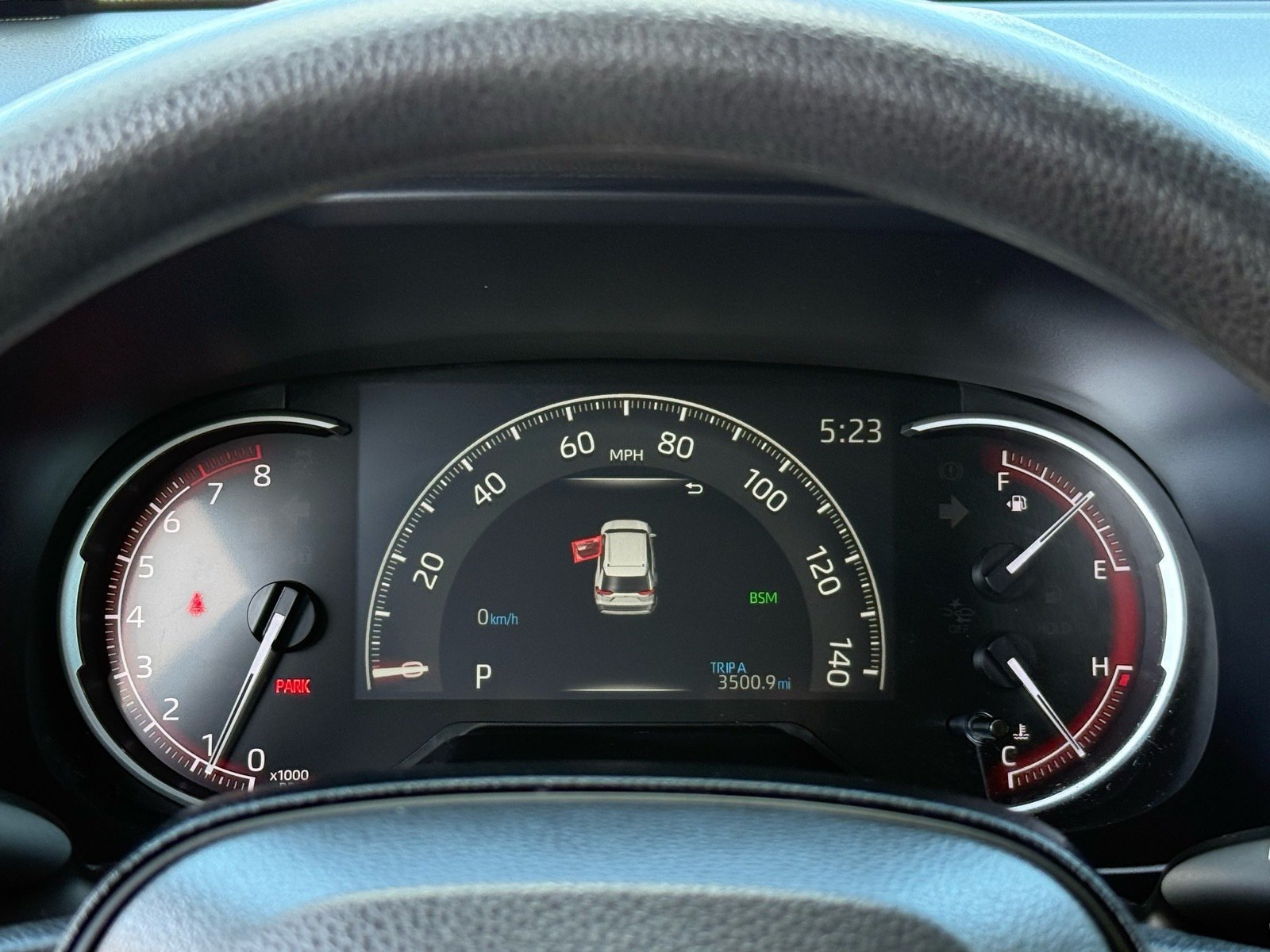 Used 2025 Toyota RAV4 XLE AWD/4WD image 19