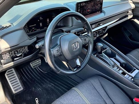 Used 2023 Honda Accord Sport image 17