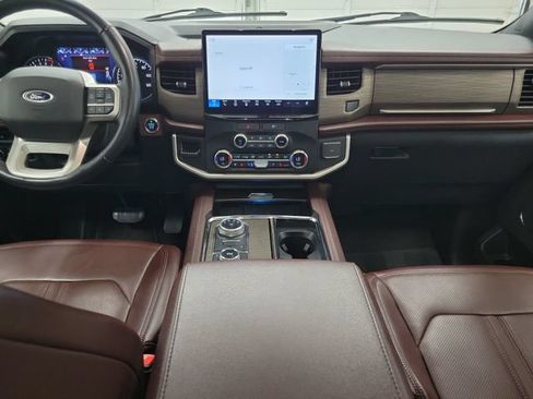 Used 2023 Ford Expedition Max Limited AWD/4WD image 17