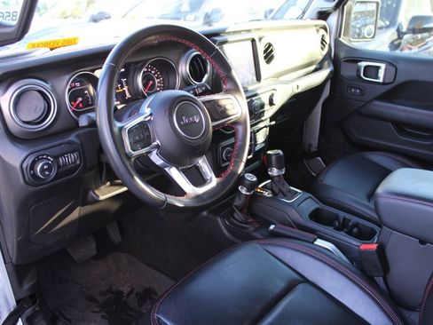Used 2022 Jeep Gladiator Rubicon w/ Trailer Tow Package image 4