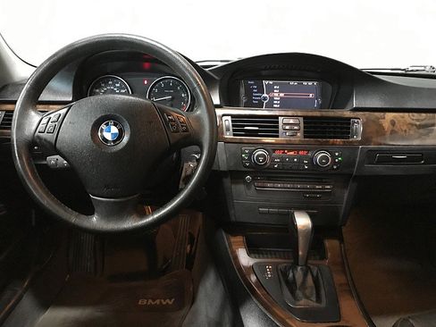 Used 2010 BMW 328i xDrive Sedan image 21
