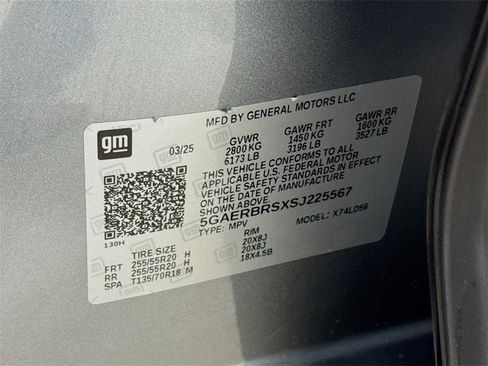 Certified 2025 Buick Enclave Sport Touring image 32