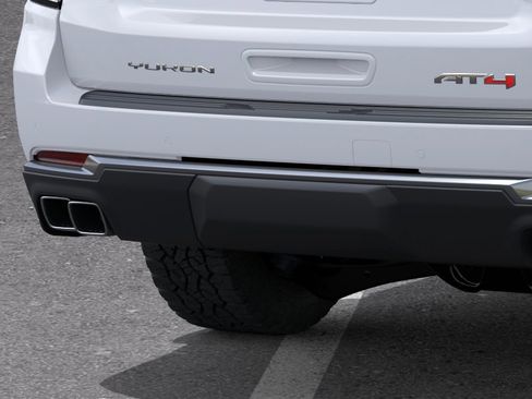 New 2026 GMC Yukon AT4 w/ AT4 Premium Package AWD/4WD image 7