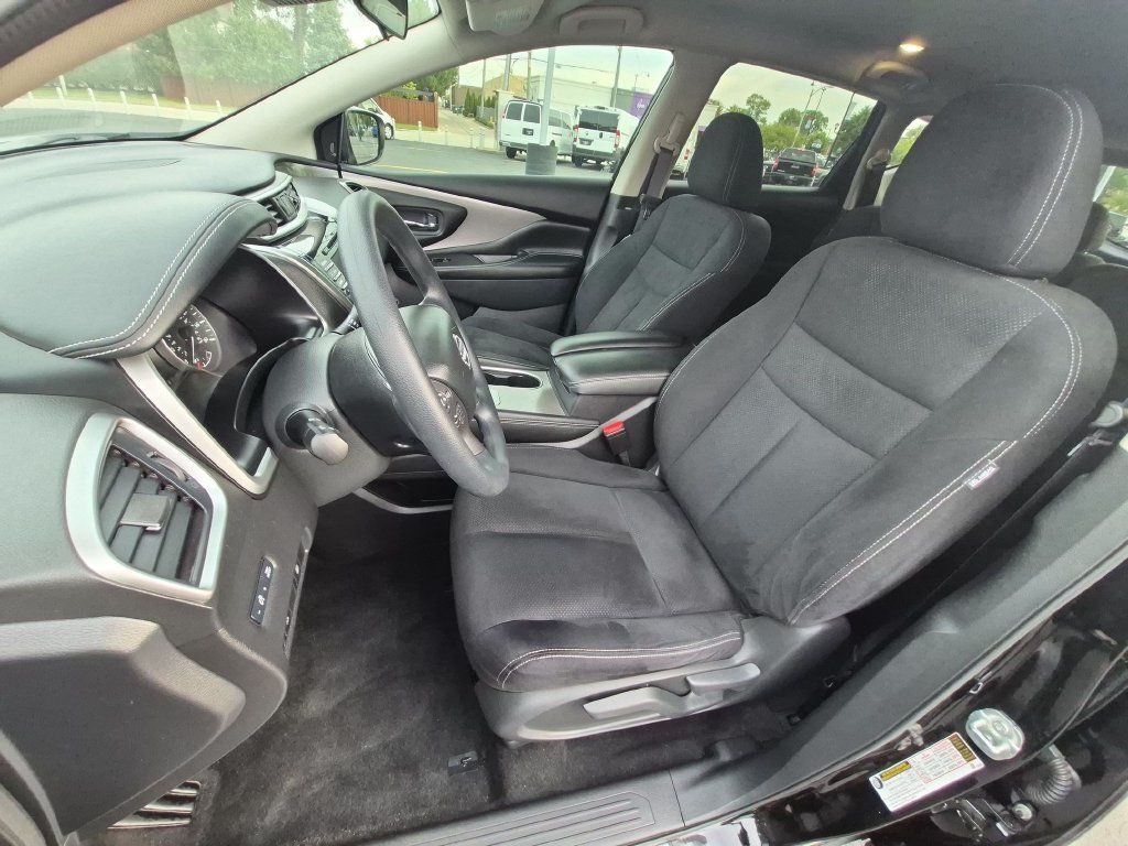 Used 2023 Nissan Murano S FWD image 11
