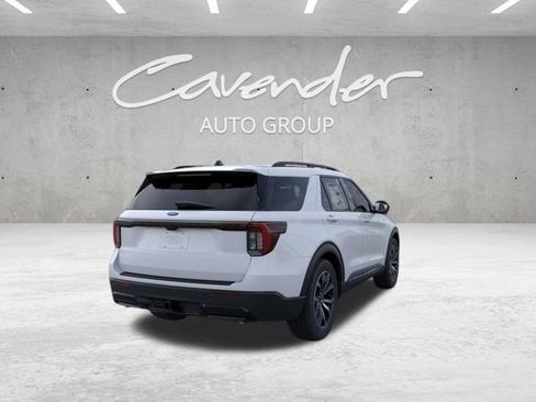 New 2026 Ford Explorer ST-Line RWD image 9