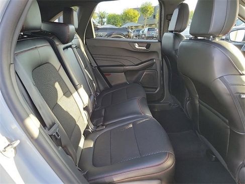 Used 2025 Ford Escape ST-Line w/ Equipment Group 301A image 17