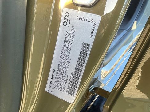 Used 2023 Audi RS e-tron GT w/ Carbon Performance Package image 80