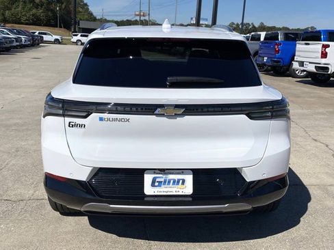 New 2026 Chevrolet Equinox EV LT w/ Convenience Package II image 4