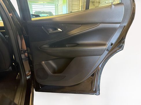 Used 2024 Chevrolet Blazer EV LT image 32