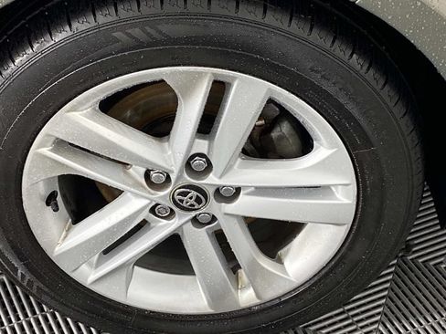 Used 2019 Toyota Corolla SE FWD image 28