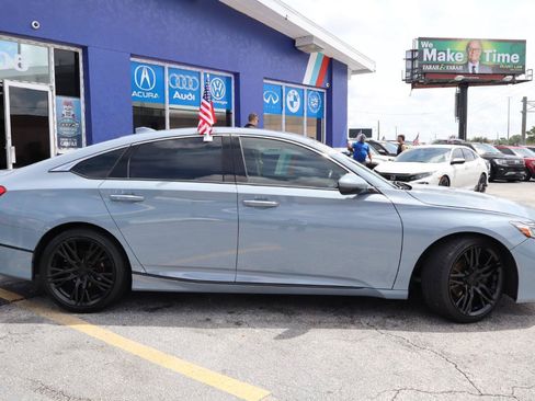Used 2021 Honda Accord Touring image 5