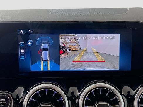 Used 2026 Mercedes-Benz GLA 250 4MATIC image 17