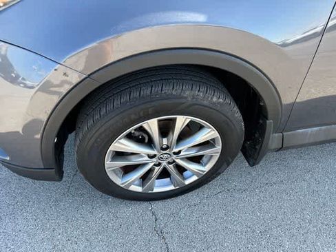 Used 2017 Toyota RAV4 Limited AWD/4WD image 3