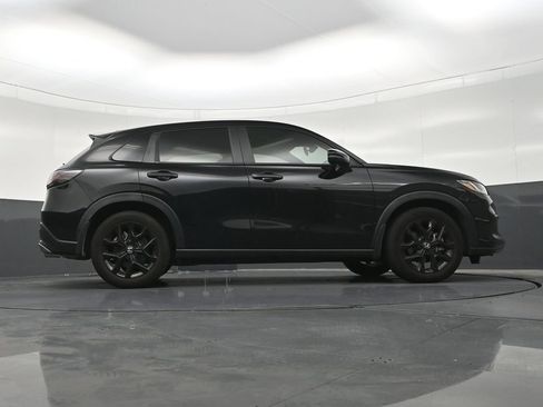 Used 2025 Honda HR-V Sport image 27
