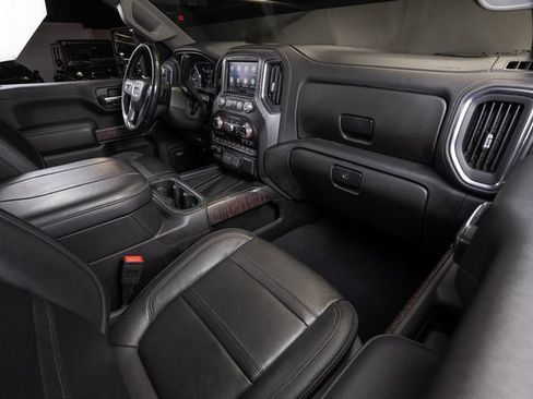 Used 2023 GMC Sierra 2500 Denali w/ Denali Ultimate Package AWD/4WD image 45