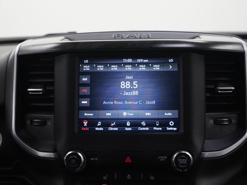 Used 2020 RAM 1500 Big Horn AWD/4WD image 15