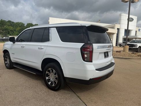 Used 2023 Chevrolet Tahoe LS RWD image 3