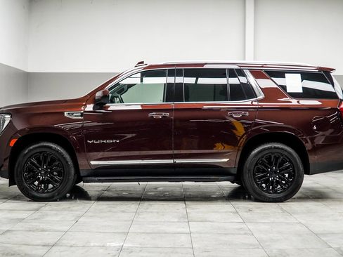 Used 2023 GMC Yukon SLT image 11