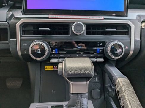 New 2026 Toyota 4Runner Limited AWD/4WD image 24