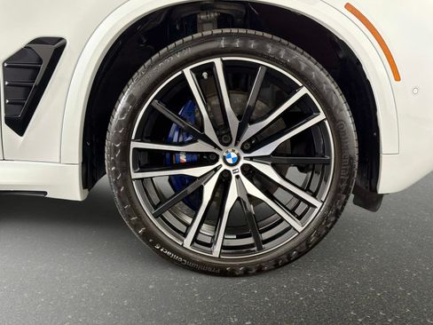 Used 2024 BMW X5 xDrive40i AWD/4WD image 18