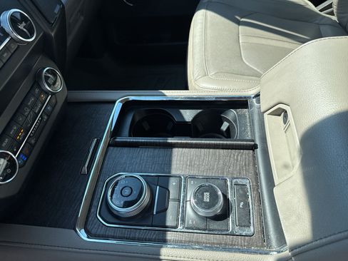 Certified 2020 Ford Expedition Max Limited w/ Equipment Group 301A AWD/4WD image 15
