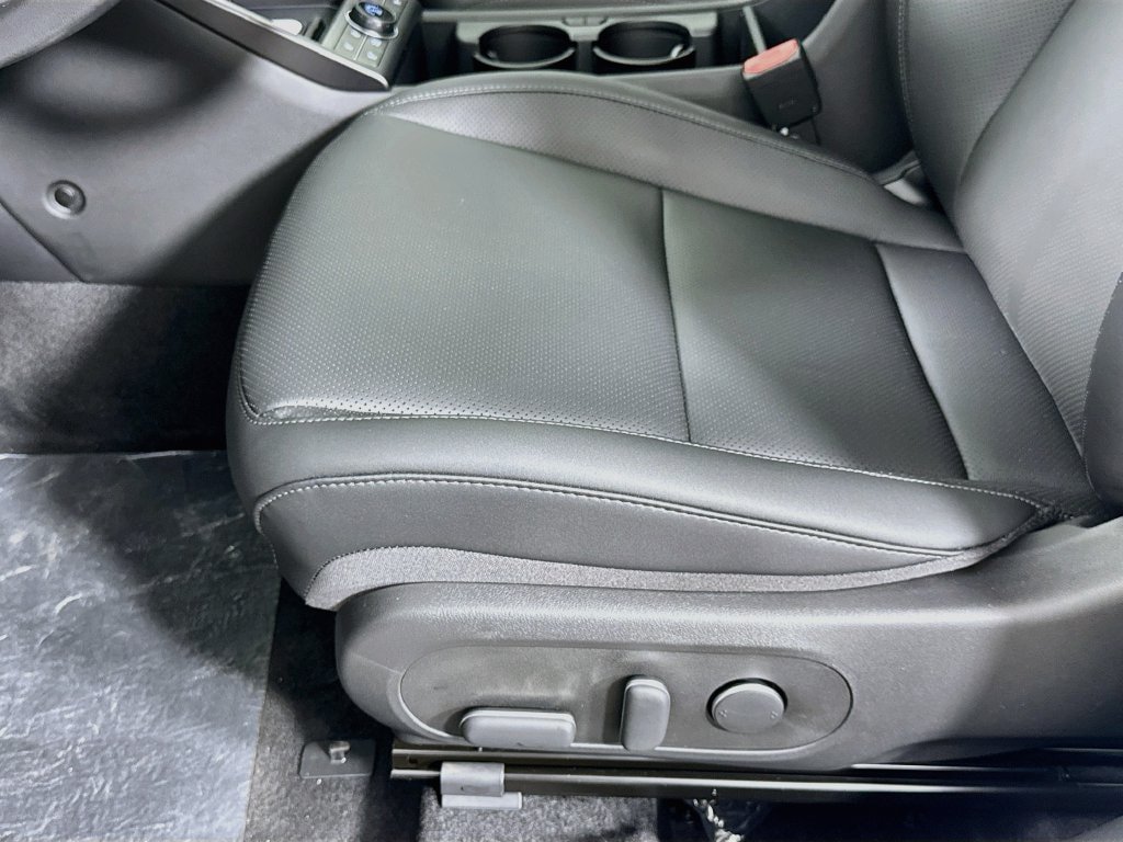 New 2027 Hyundai Kona Limited AWD/4WD image 16