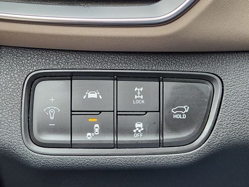 Used 2019 Hyundai Santa Fe Limited image 31