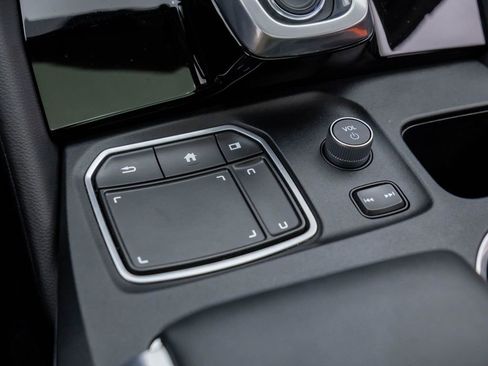 Used 2024 Acura MDX SH-AWD image 30