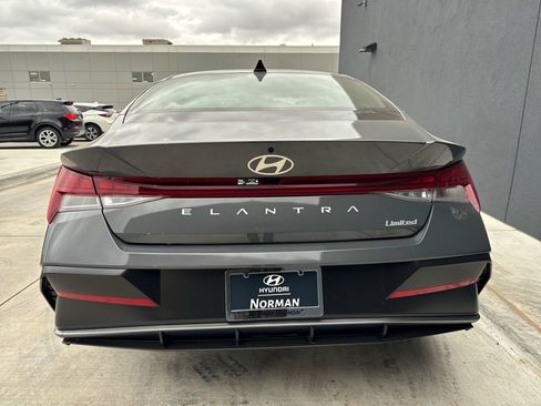 New 2026 Hyundai Elantra Limited image 5