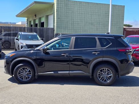 Used 2023 Nissan Rogue S AWD/4WD image 27