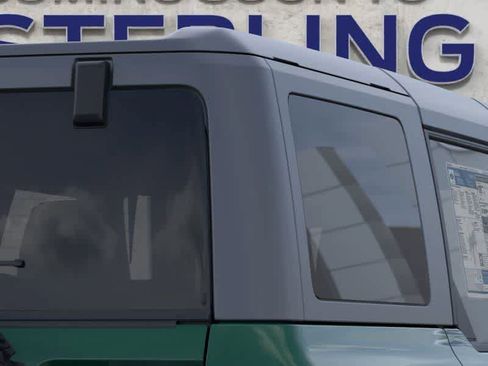 New 2025 Ford Bronco Badlands image 25