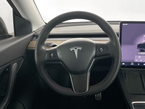 Used 2022 Tesla Model Y Performance AWD/4WD image 16