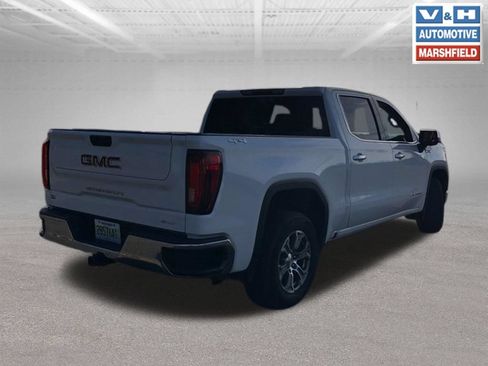 Used 2024 GMC Sierra 1500 SLT AWD/4WD image 32