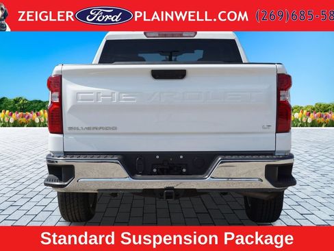 Used 2024 Chevrolet Silverado 1500 LT AWD/4WD image 4