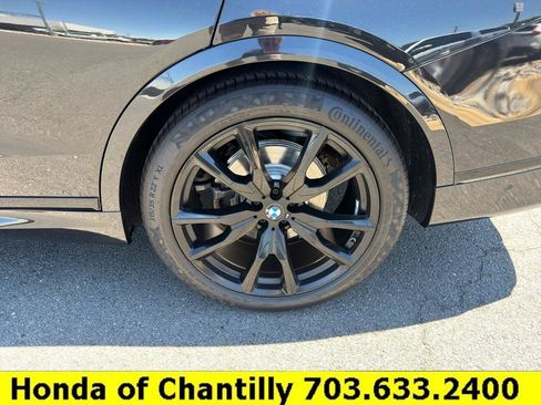 Used 2023 BMW X7 xDrive40i w/ M Sport Package AWD/4WD image 29