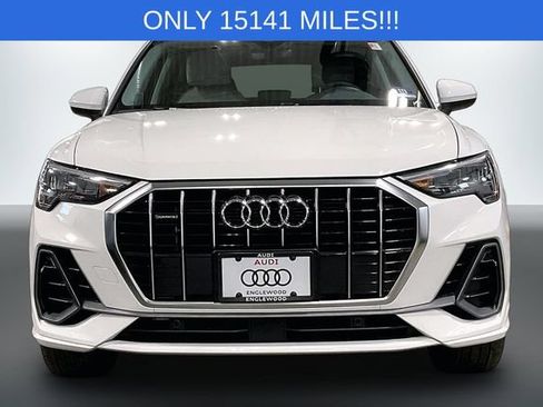 Used 2020 Audi Q3 2.0T Premium w/ Convenience Package AWD/4WD image 3