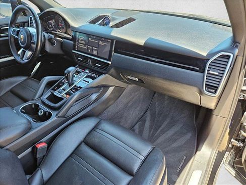 Used 2019 Porsche Cayenne AWD/4WD image 21