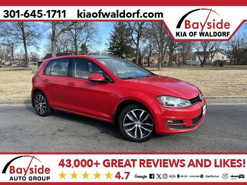 Used 2016 Volkswagen Golf SE image 1