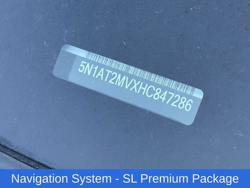 Used 2017 Nissan Rogue SL w/ SL Premium Package image 8