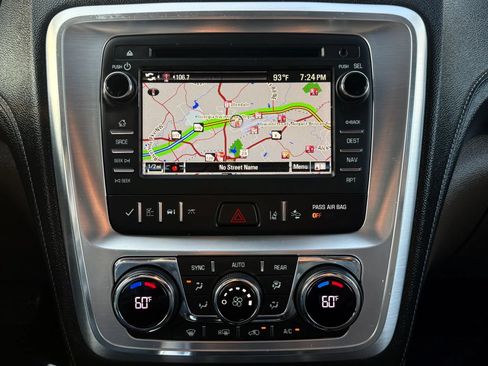 Used 2016 GMC Acadia SLT w/ Premium Edition AWD/4WD image 27