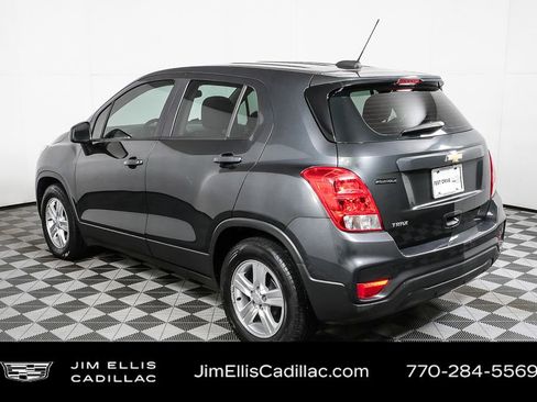 Used 2019 Chevrolet Trax LS image 3