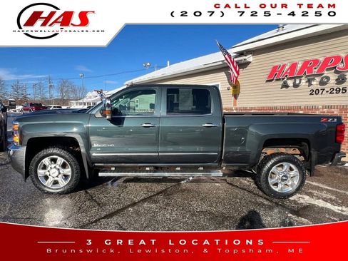 Used 2019 Chevrolet Silverado 2500 LTZ w/ Duramax Plus Package image 3