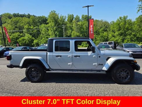 Used 2024 Jeep Gladiator Sport AWD/4WD image 10
